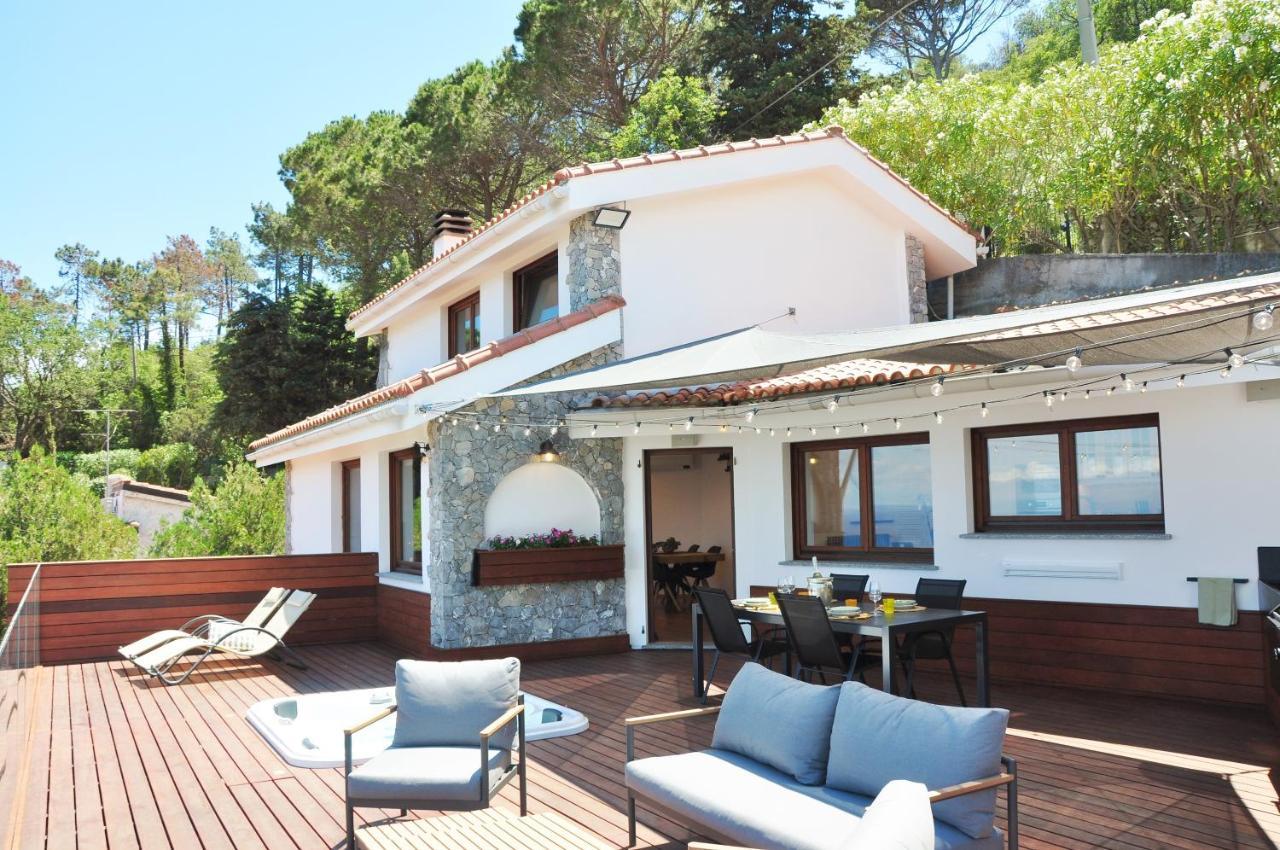Spettacolare Vista Isola Terrazza E Idromassaggio Villa Noli Bagian luar foto